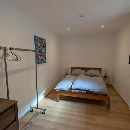 Zentrumsnahe, Ruhige Souterrainwohnung Albaggers ディンケルスビュール